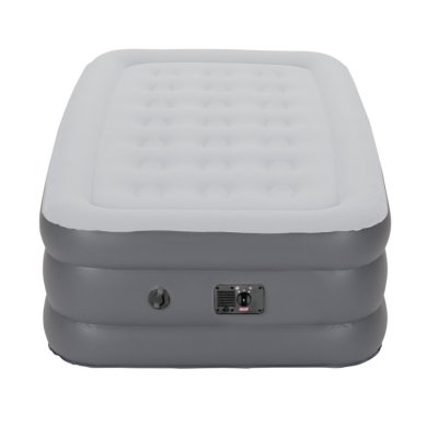 Single air outlet mattress with pump